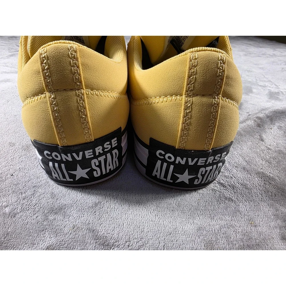 Converse Star Player Puff Ox Mens 10.5 Yellow Bananas White A11484C Low Top NEW - Picture 4 of 8